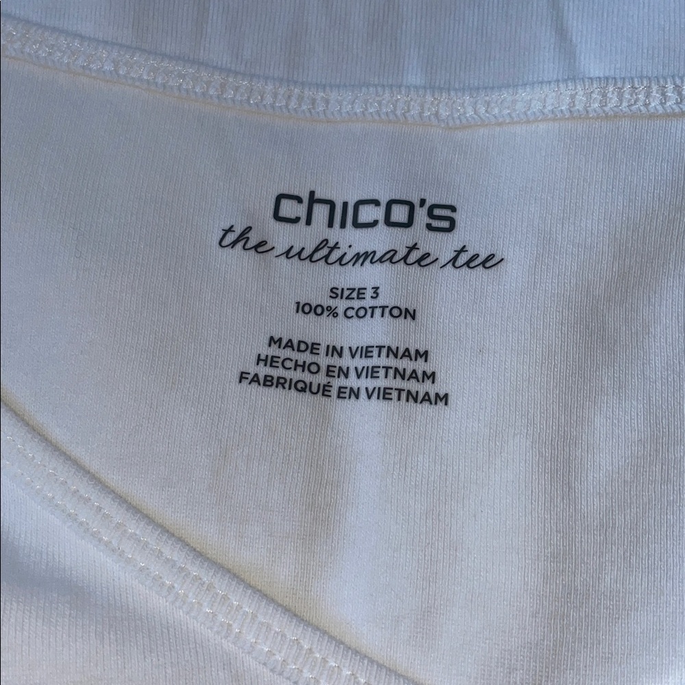 NWT Chico's Classic White Short Sleeve V-Neck Tee.  Size 3. - Picture 3 of 5